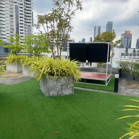 Spacious Bedroom- 2 Mins From Train Station Bangkok Exterior photo