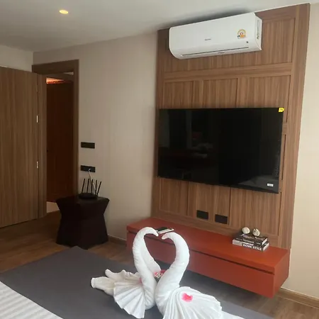 Spacious Bedroom- 2 Mins From Train Station Bangkok Exterior photo