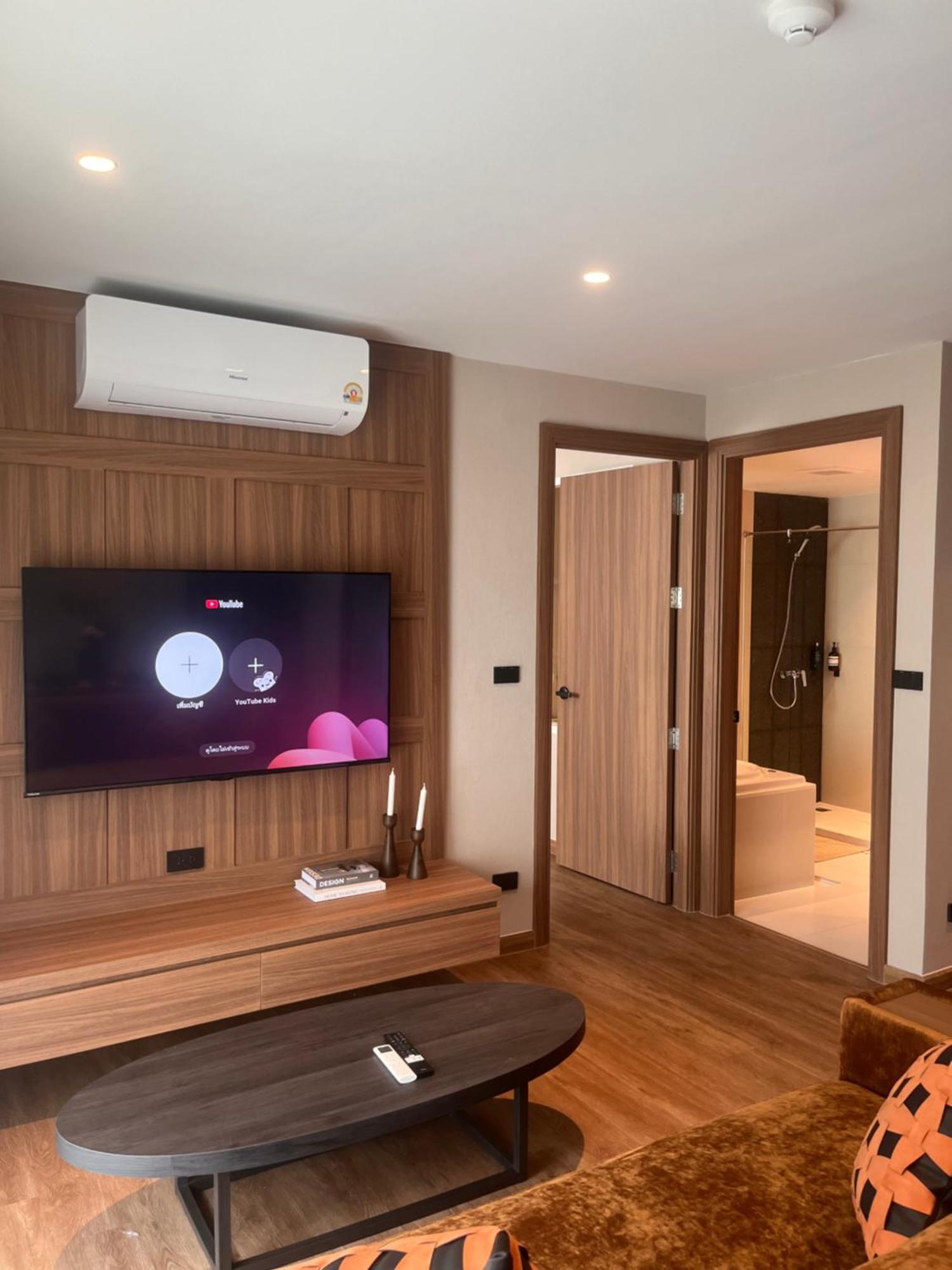 Appartement Spacious Bedroom- 2 Mins From Train Station Bangkok