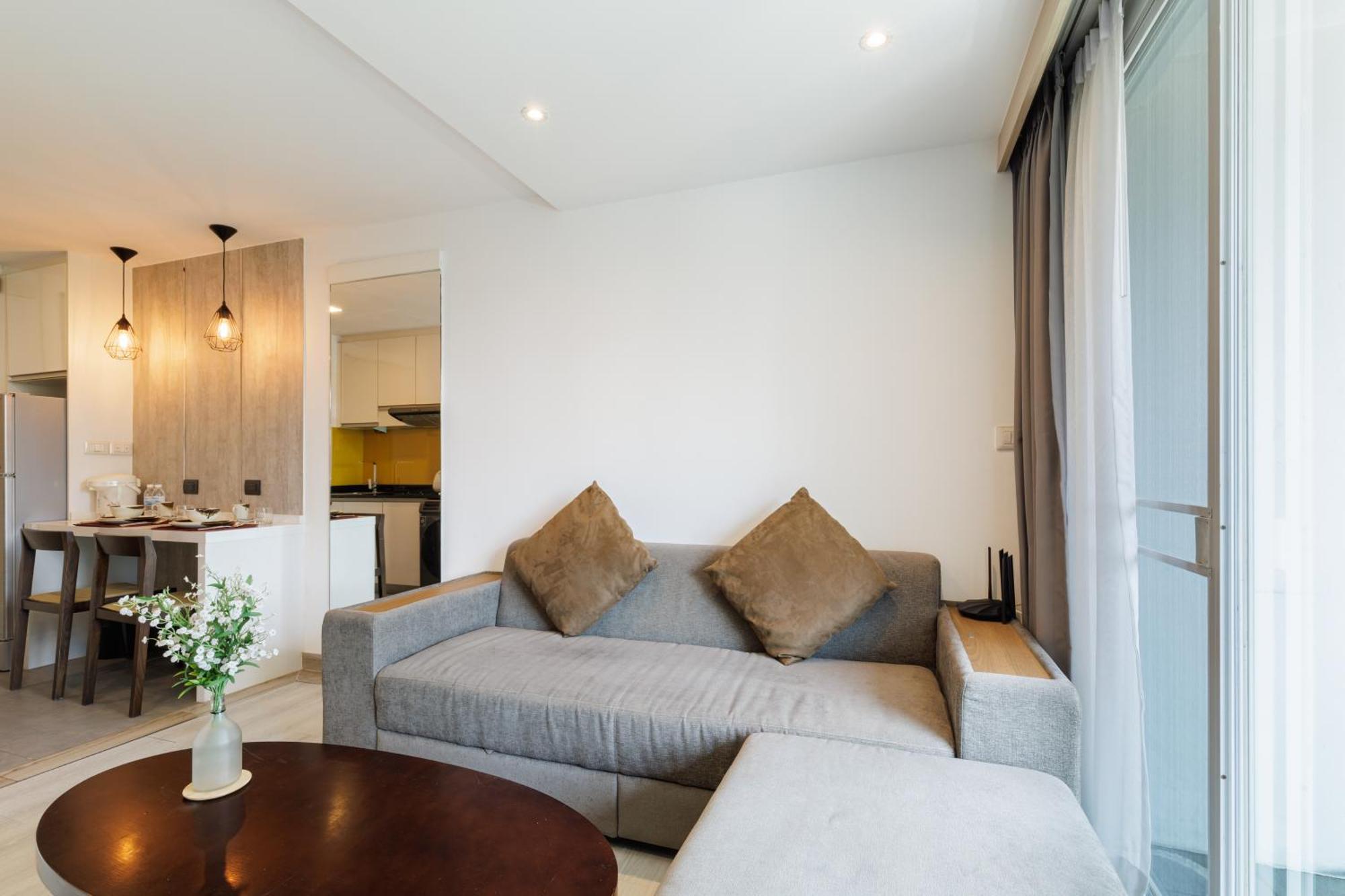 Appartement Spacious Bedroom- 2 Mins From Train Station Bangkok